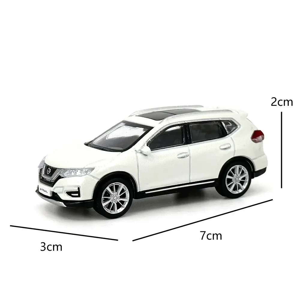 1:64 Scale Nissan X-trail 2018 Simulation Metal Car Model 1/64 Ariya Diecast Miniature White Vehicle Model Toys Men Collection