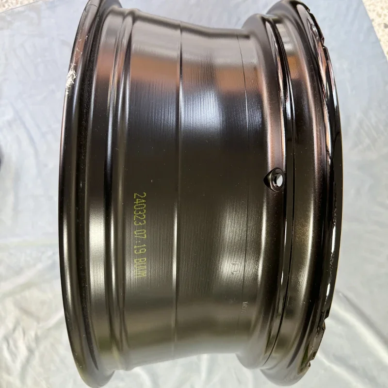 YL 004186 XS YL 004187 Cubo de roda original de peças automotivas XY 18 polegadas para 3008 4008 5008