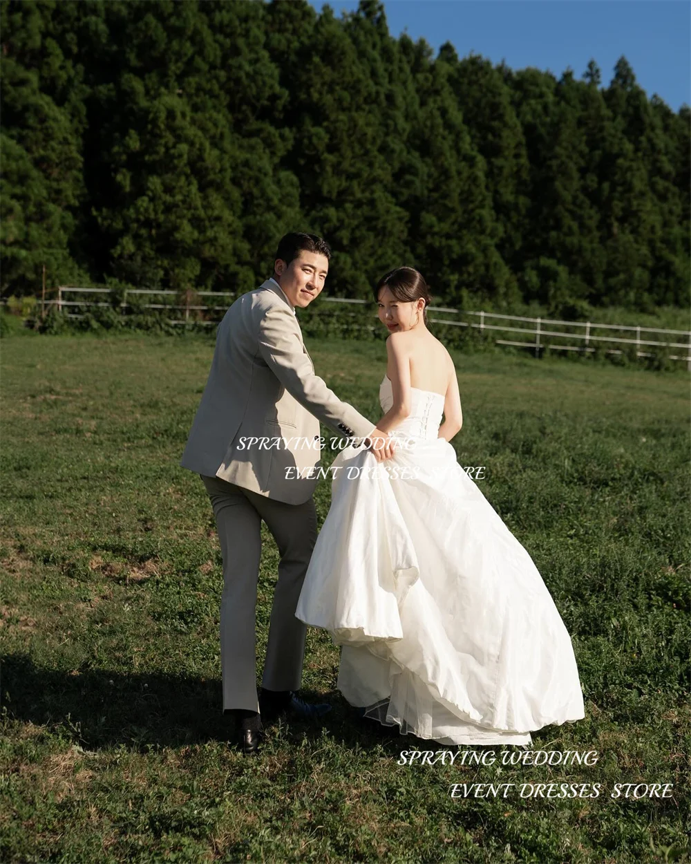 Penyemprotan A-line gaun pernikahan Korea gaun pengantin tanpa tali menyapu foto menembak gaun pengantin korset tanpa lengan sederhana elegan 웨드레2000realistis