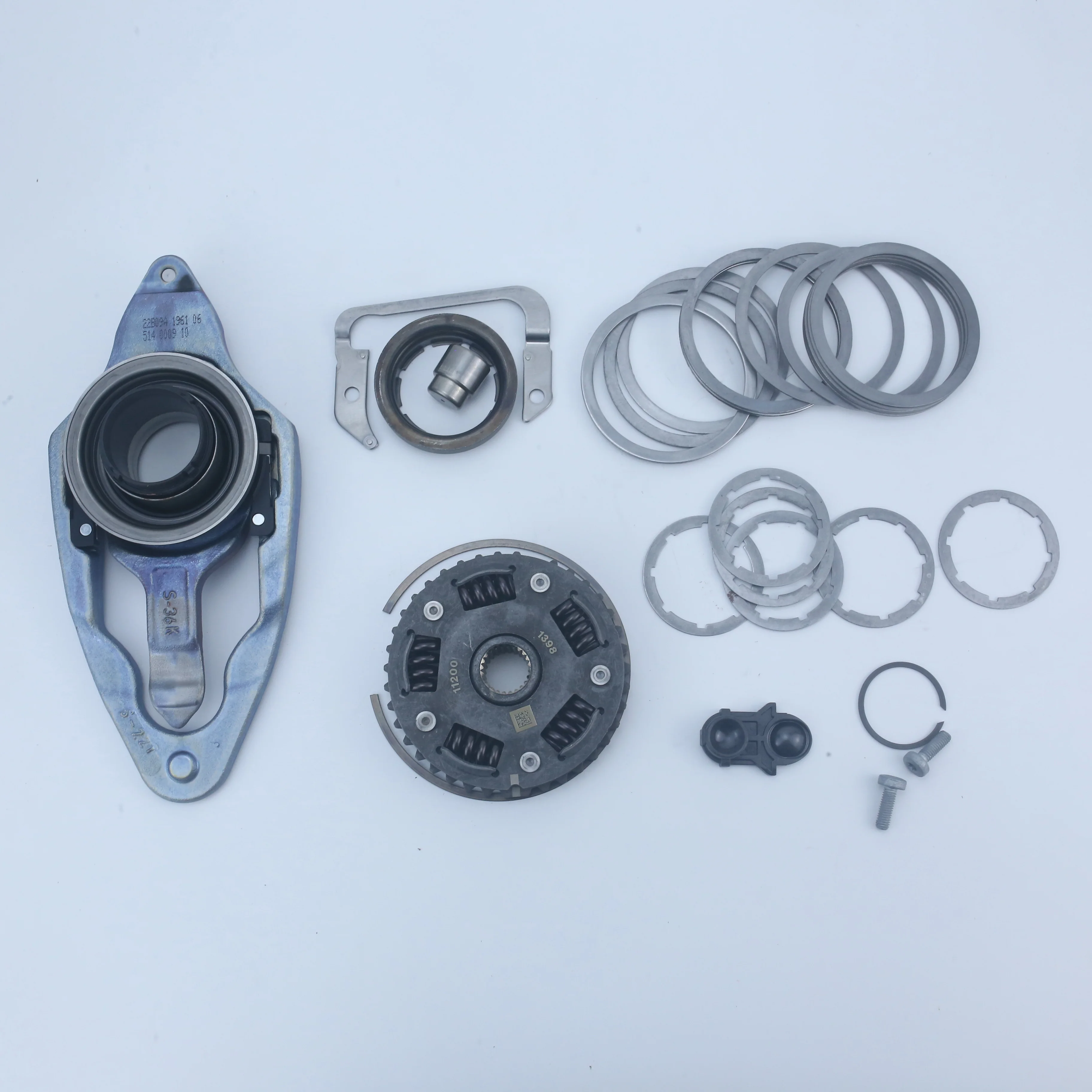 

Hot Sale Top Quality Spare Parts Clutch Kit Gearbox Clutch Kit 7-speed 602000100 Clutch Set for GOLF