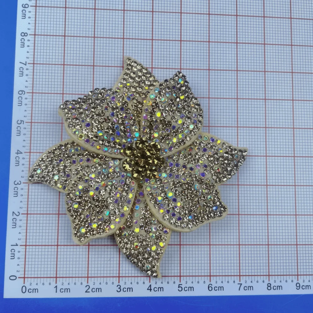 Three-dimensional Rhinestone Flower Patches Sparkling DIY Craft Sewing Supplies Flower Brooch Fabrics Embellishment
