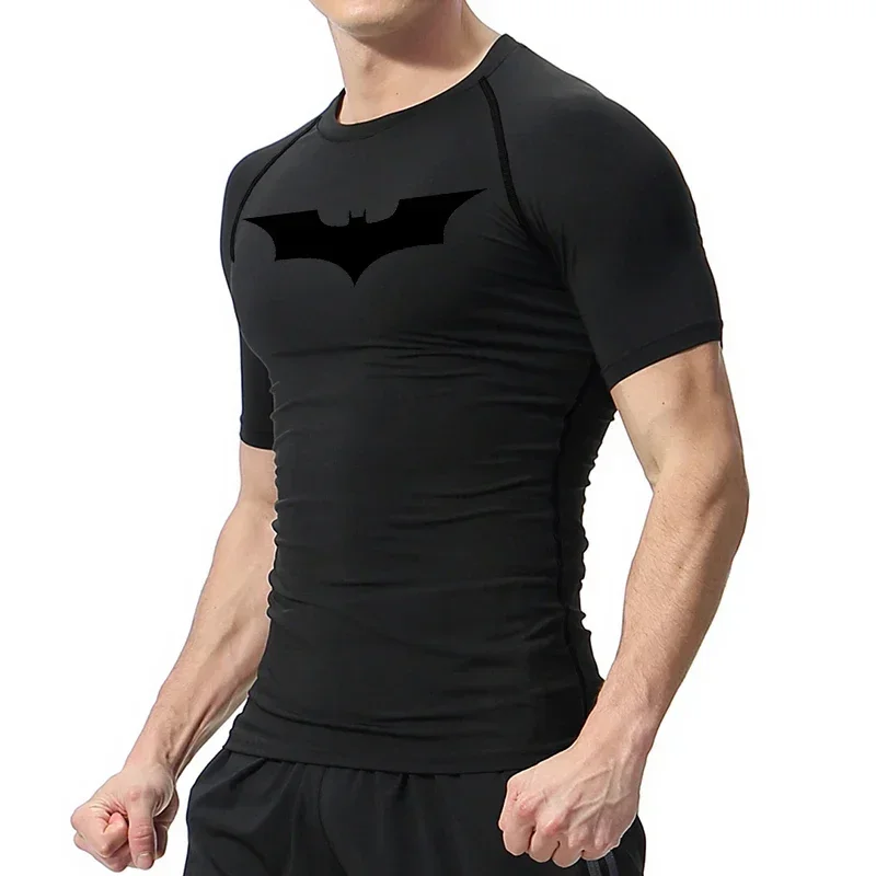 Fitness Man T-shirt Bat Print Koszulki kompresyjne dla mężczyzn Letnie koszulki z krótkim rękawem Rash Gym Workout Running Tshirt Sportowe koszulki