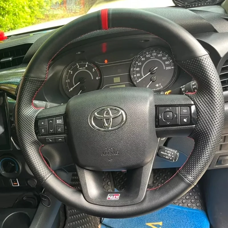 Car Steering Wheel Cover for Toyota Fortuner 2016-2019 Hilux 2015-2019 Diy Hand-sewn Sewing Genuine Leather Braid Steering Wheel