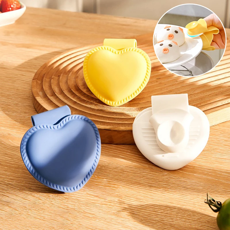 Kitchen Oven Mitts Heart Silicone Heat Insulation Gloves Clip Thicken Baking Silicone Oven Mitts Anti-slip Grips Bowl Pot Clips