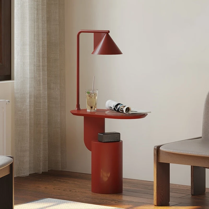 A few creative and intelligent multi-functional corners by the sofa, a few household wireless charging induction floor lamps