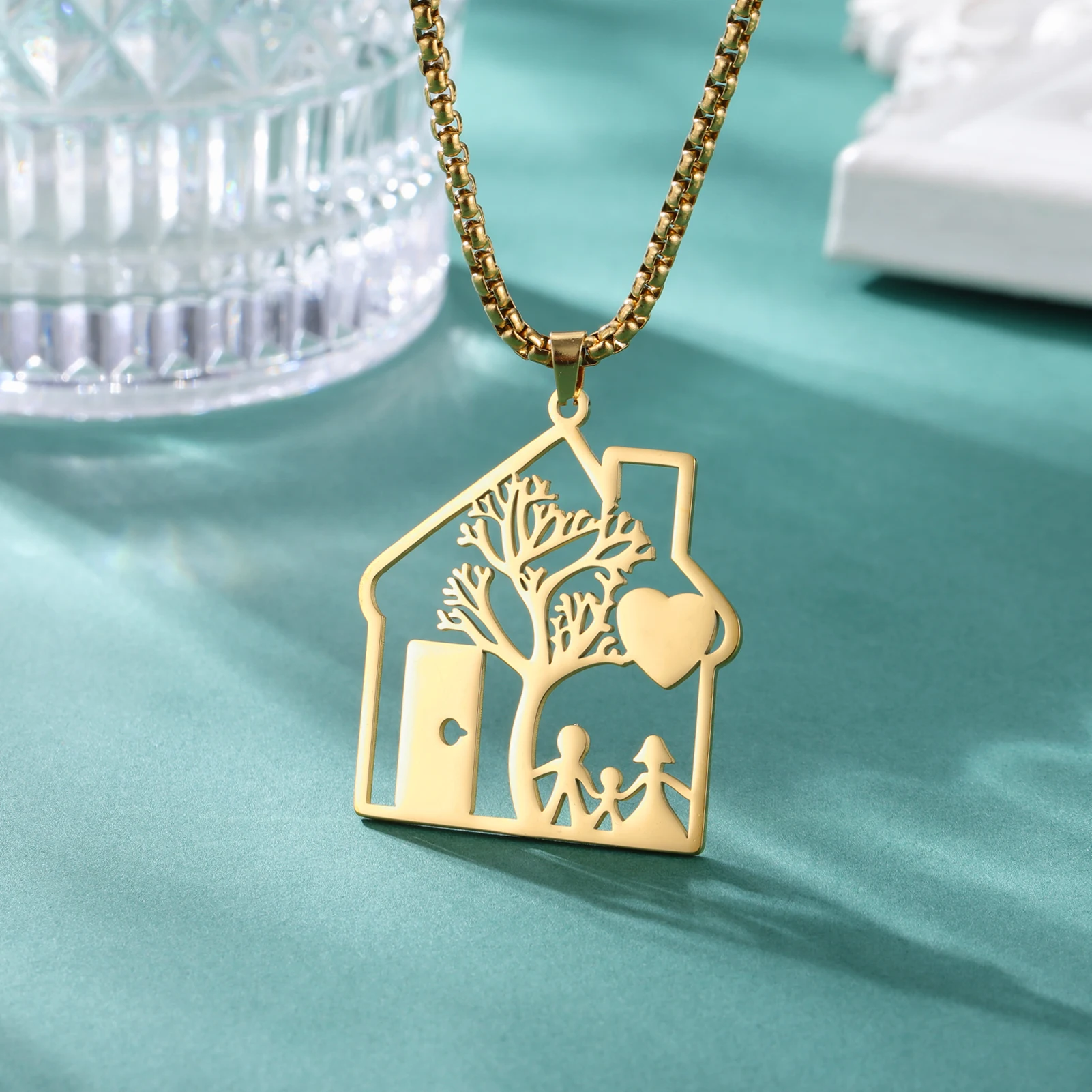 House Necklace for Woman Men Kid Child Family Father Dad Mother Home Pendant Box Chain Gold Color Stainless Steel Jewelry Gift