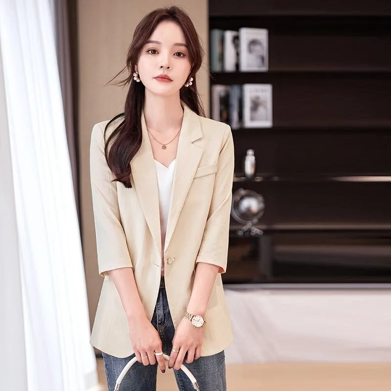 Lnsozkdg Women Blazer Three-quarter Sleeve Small Suit Jacket Female Spring 2024 New Short Slim All-match Office Ladies Blazers