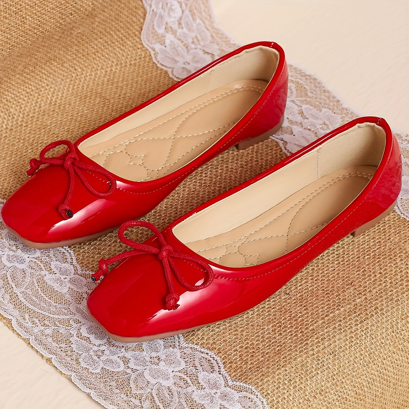 Spring 2024 Round Toe Cherry Red Bow Ballet Shoes Patent Leather Retro Bowknot Wine Red Loafer Flat Large Size 40-44 Women Shoes