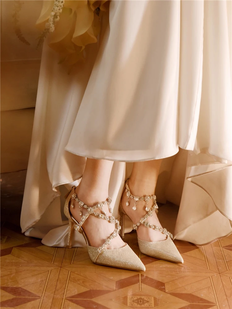 Slender high-heeled sandals spring and summer new pointed hollow gold sequin rhinestone wedding shoes banquet dress women's shoe view 5