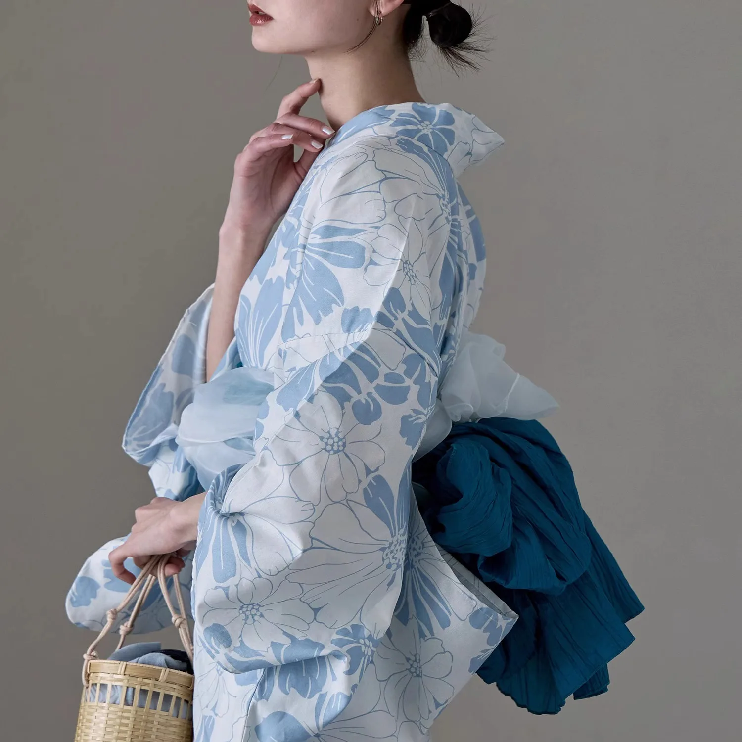 Yukata Tradicional, Kimono de Algodón y Lino, Vestido para Niñas, Color Azul Cielo, Bata de Baño, Moda Étnica Femenina, Veran...