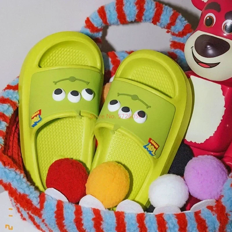 Disney Toy Story Alien Slippers Cute Cartoon Summer Soft Sole Slipper Women Man Bath Flip Flops EVA Non-slip Casual Shoes Sandal