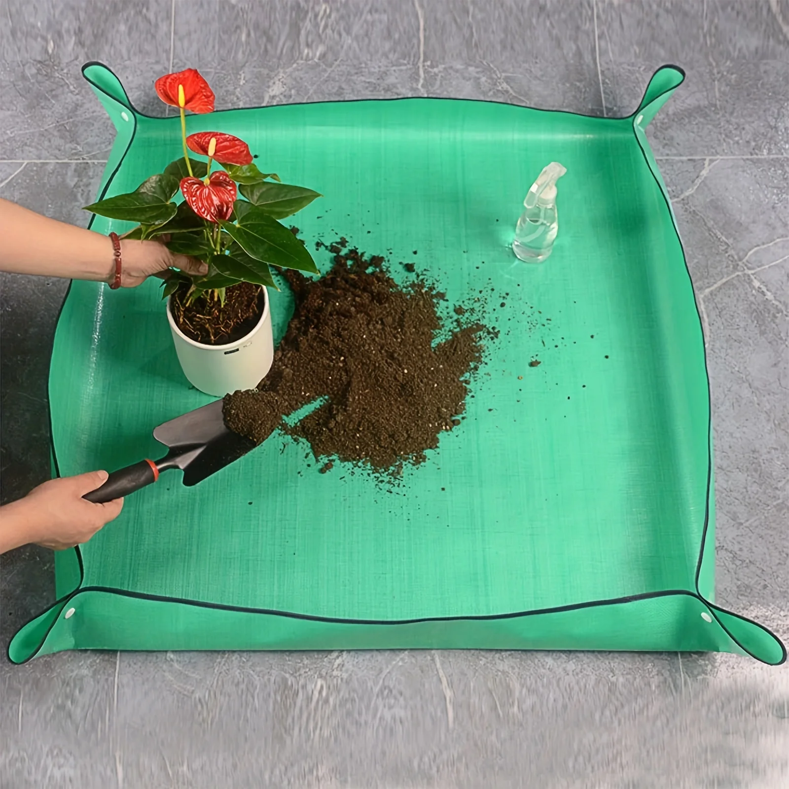 Reusable Gardening Mat - Plant & Transplant Easily with Waterproof Protection!
