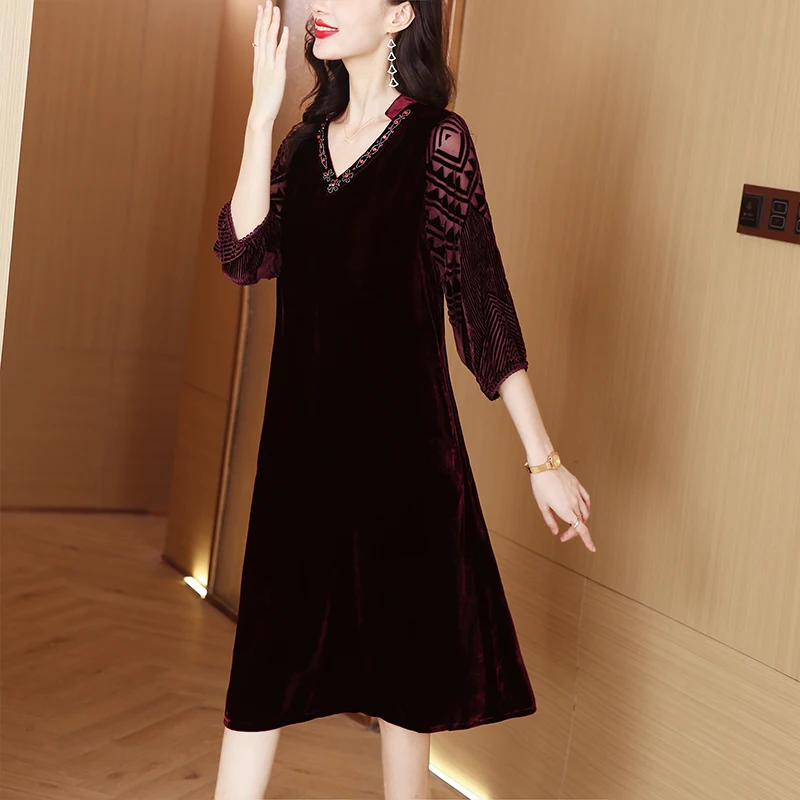 Autumn Retro Embroidery Dress Women\'s 2023 New Luxury Velvet Knee Length Dress Korean Version Loose Fit Party Dress Vestidos