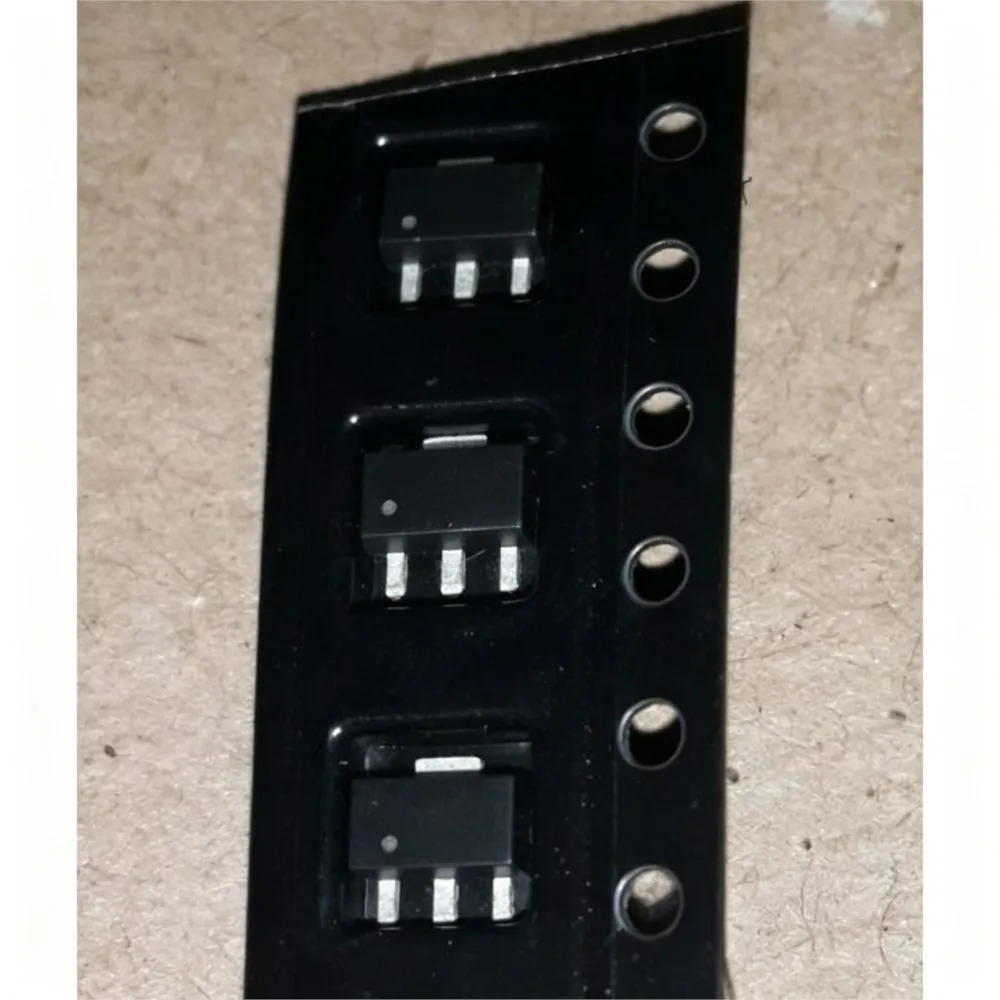 1-100PCS DS90LV032ATM DS90LV032ATMX DS90LV032A SGA6589 SGA-6589 L6205N L6205 IS42S32200L-7BLI IS42S32200L