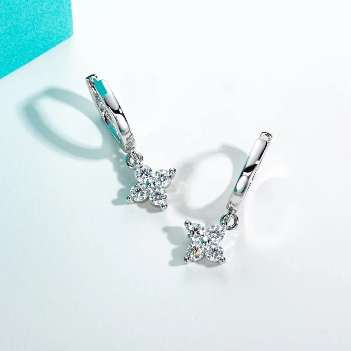 FCGJHWl 3mm Moissanite Women's Earrings Huggies S925 Sterling Silver Lab Created Diamond Drop Earrings Jewelry Wholesale 2026