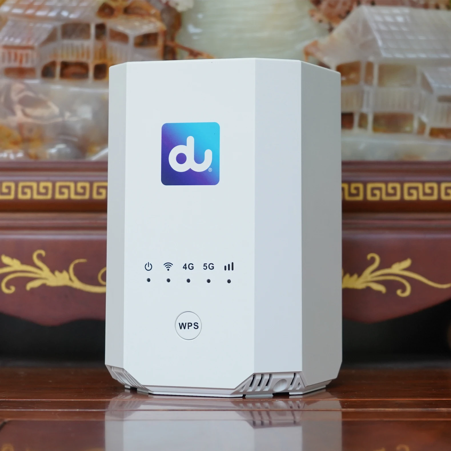 Unlocked 5g Indoor CPE Zlt X28 5g CPE  Cat19/cat18 Router 5g WiFi Router X62 with SIM Slot Network Mode: SA+NSA（used 95%new）