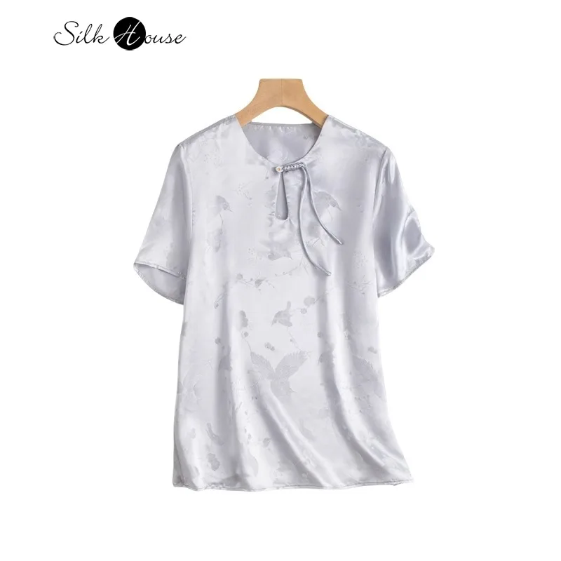 

Chinese Style 100% Natural Mulberry Silk Jacquard Satin Silver Gray Round Neck Water Droplet Button Retro Short Sleeved T-shirt