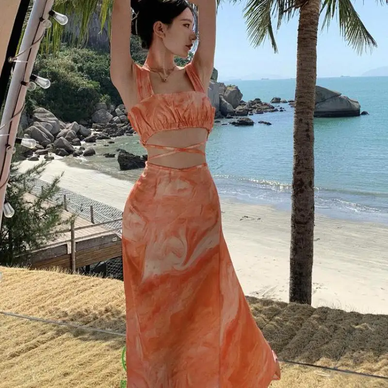 

Летний женский пляжный короткий топ с принтом, шикарный костюм без рукавов с открытыми плечами на шнуровке, тонкая плиссированная длинная юбка, комплект из двух предметов, новинка 2023 г.