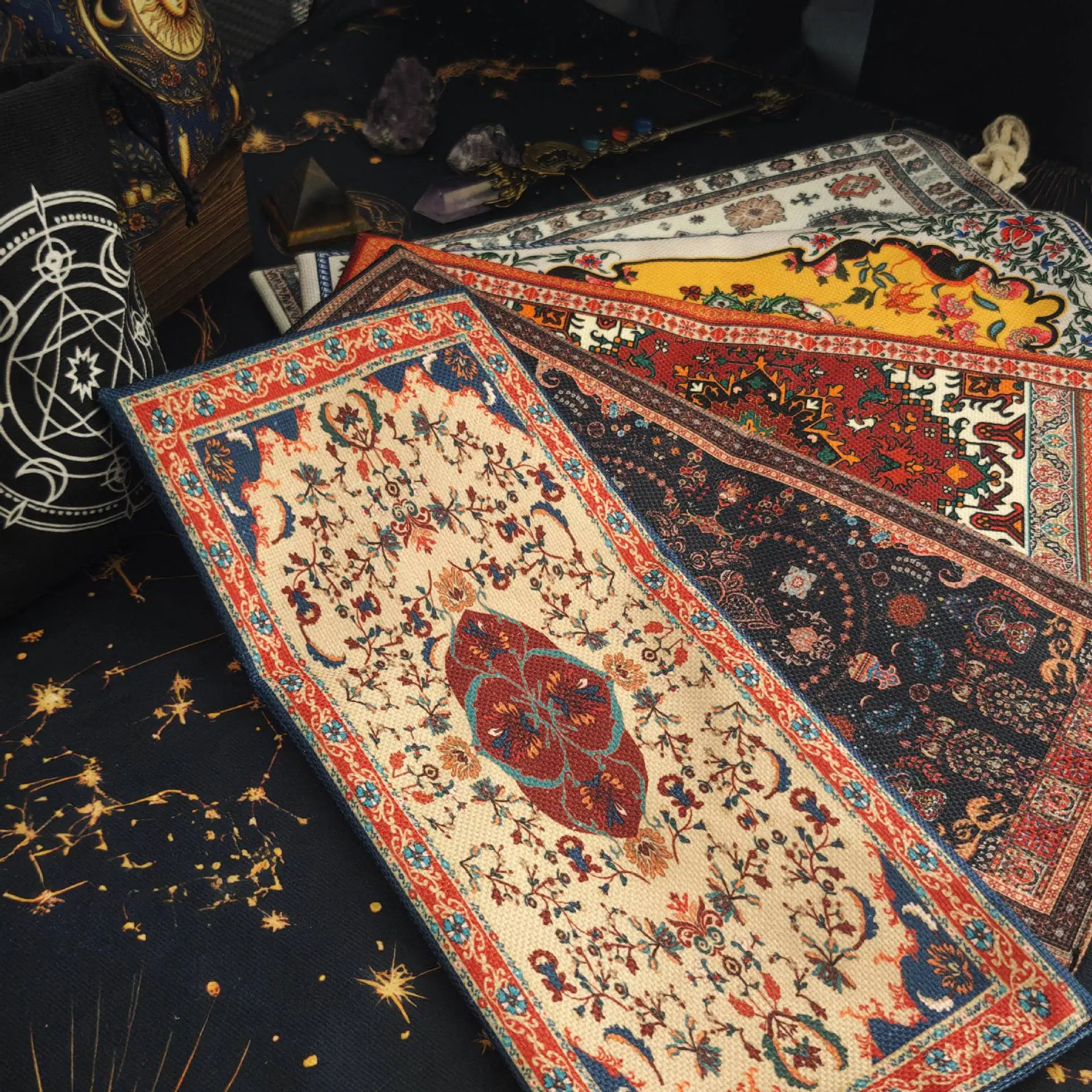 2‑in‑1 Persian Vintage Tarot Spread Cloth Storage Pouch Portable Wiccan Altar Divination Accessory for Oracle Tarot Deck