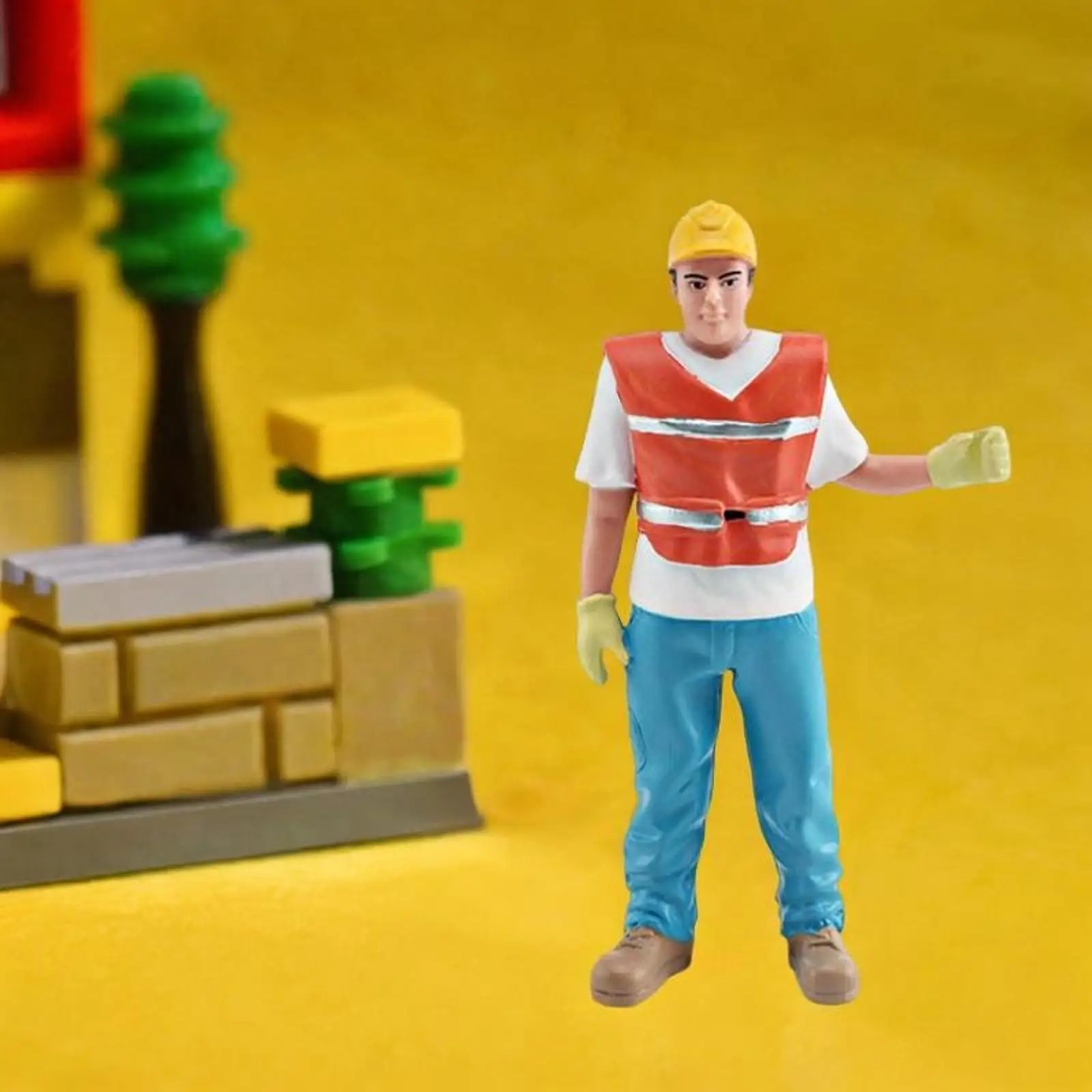 Mini Figure Hand Painted Resin People Figurine Ornament for Architectural Micro Scene Table Decoration and DIY Layout