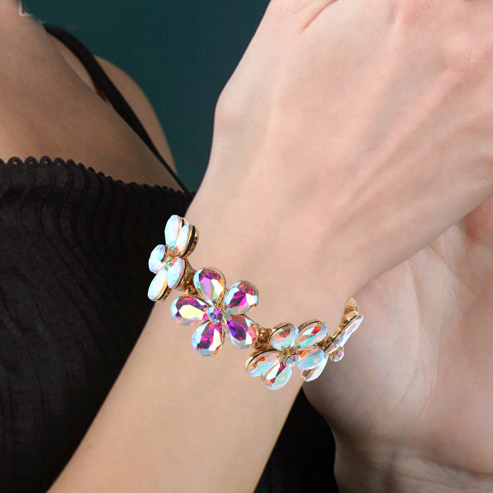 

Elegant Crystal Flower Elastic Bracelet Stretch Bangle Wristband Women Jewelry Party Wedding Anniversary Glass Simulated