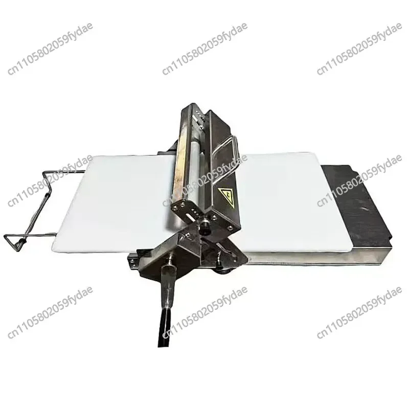 Folding Hand-Crank Dough Sheeter Home Use Compact Tabletop Pizza Croissant Dough Roller Bread Sheeting Machine