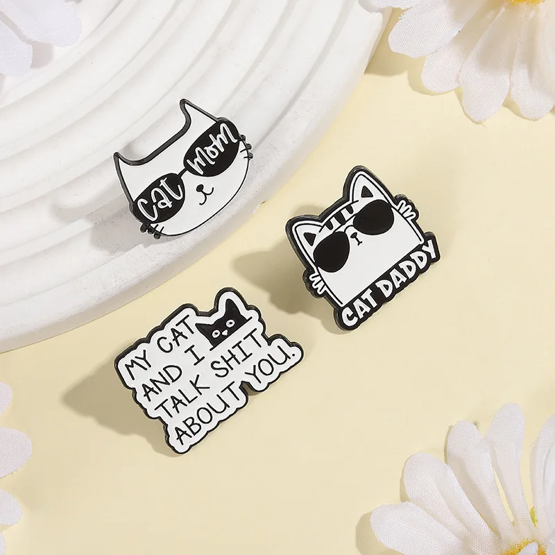 Niedliche Schwarze Katzen-Brosche Emaille-Anstecknadel Kreative Cartoon-Astronaut Kaffeetasse Batterie-Katze Sonnenbrille Broschen Reversnadel Schmuck Geschenk – Detail 26