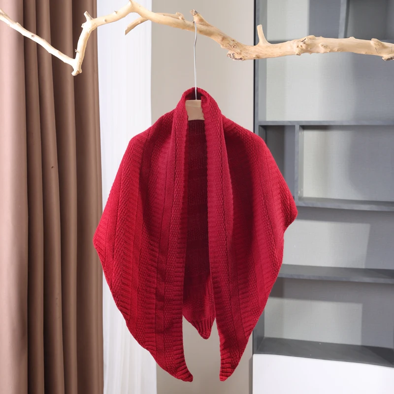 

Women's 100% Wool Triangle Scarf Shawl - Skin Friendly Comfortable Outdoor Fashionable Solid Color Elegant Trendy Accessory