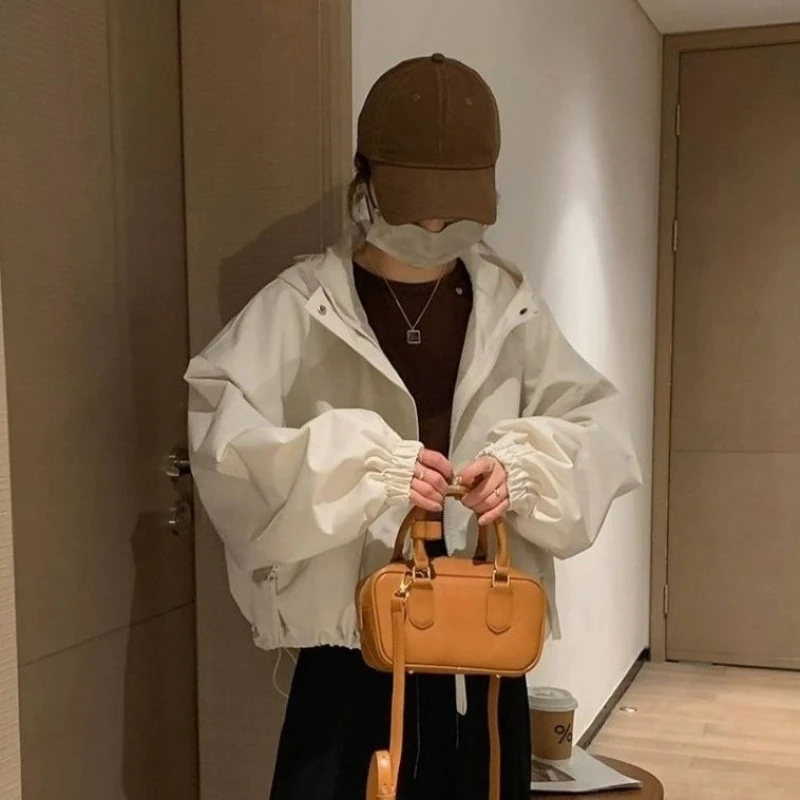 

Новое поступление 2025 года, зимняя куртка для мужчин и женщин, ветрозащитная повседневная свободная короткая куртка с капюшоном, модная уличная куртка