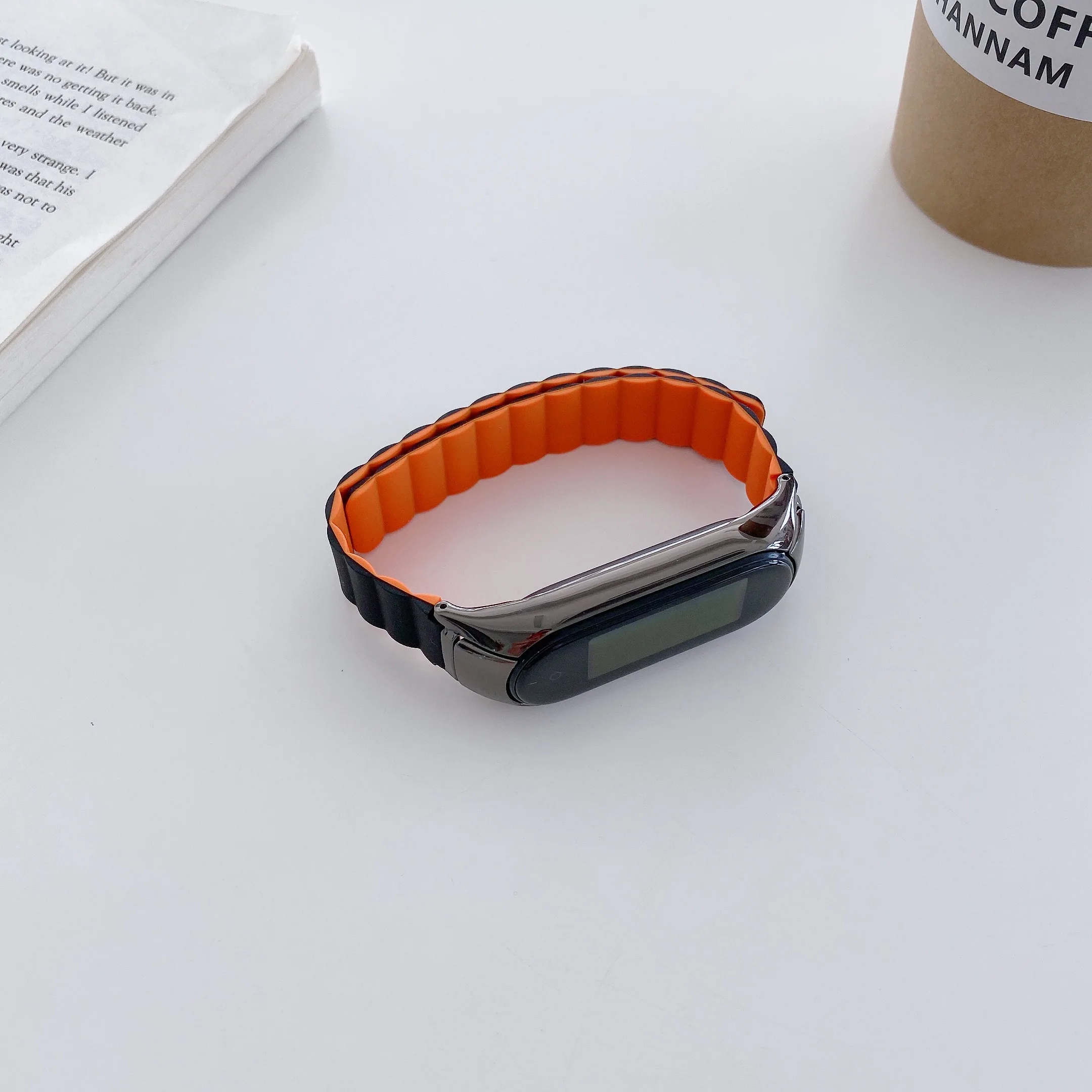 Silicone Strap with Magnetic Buckle For Xiaomi Mi Band 7 6 5 4 Magnetic Smart Sports Bracelet Strap for Xiaomi Mi band 6 5 Band