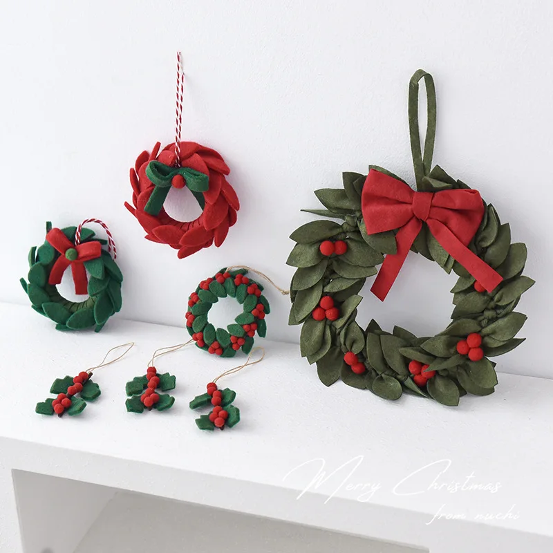 Wool Felt Wreath Pendant Red Green Berry Bow Door Hanging Window Decoration
