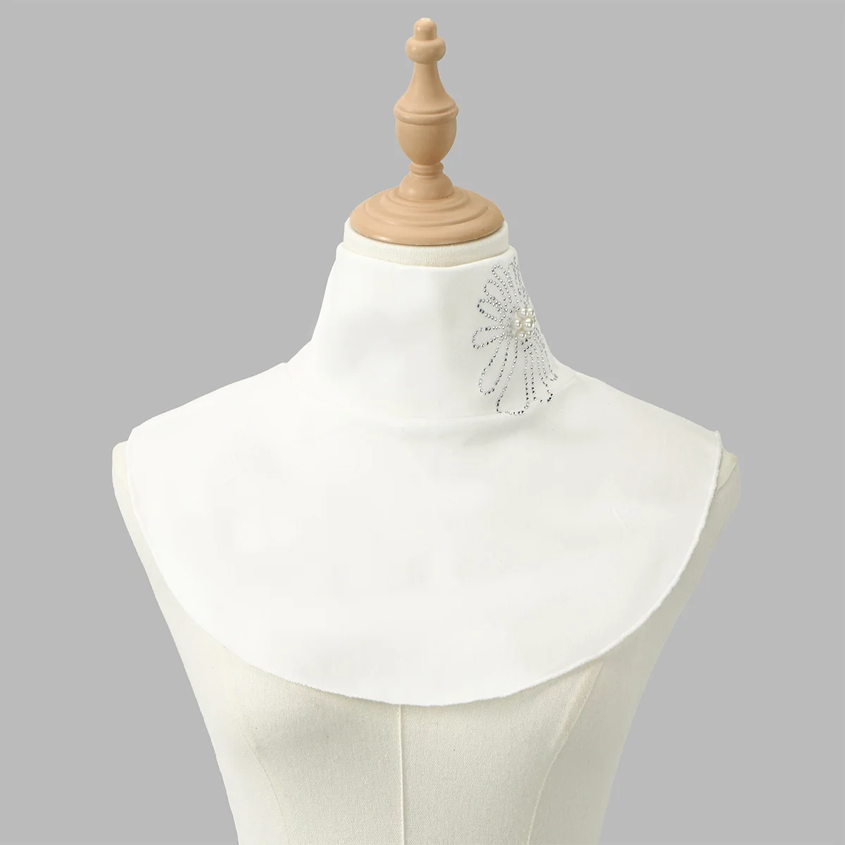 女性用パール取り外し可能な襟花柄ラインストーン付け襟秋冬防風ネックウォーマーヒジャブの下に着用するのに最適タートルネック