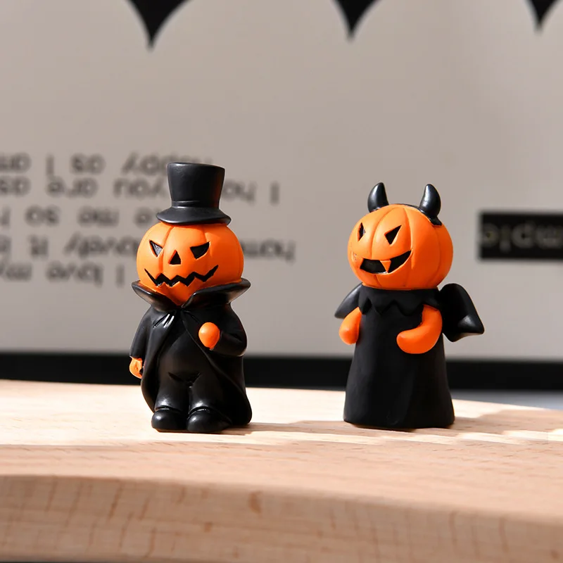 3 Pcs Halloween Miniature Resin Classic Figurines, Classic Pumpkins Figurine for Home Shelf Mantle Halloween Decoration