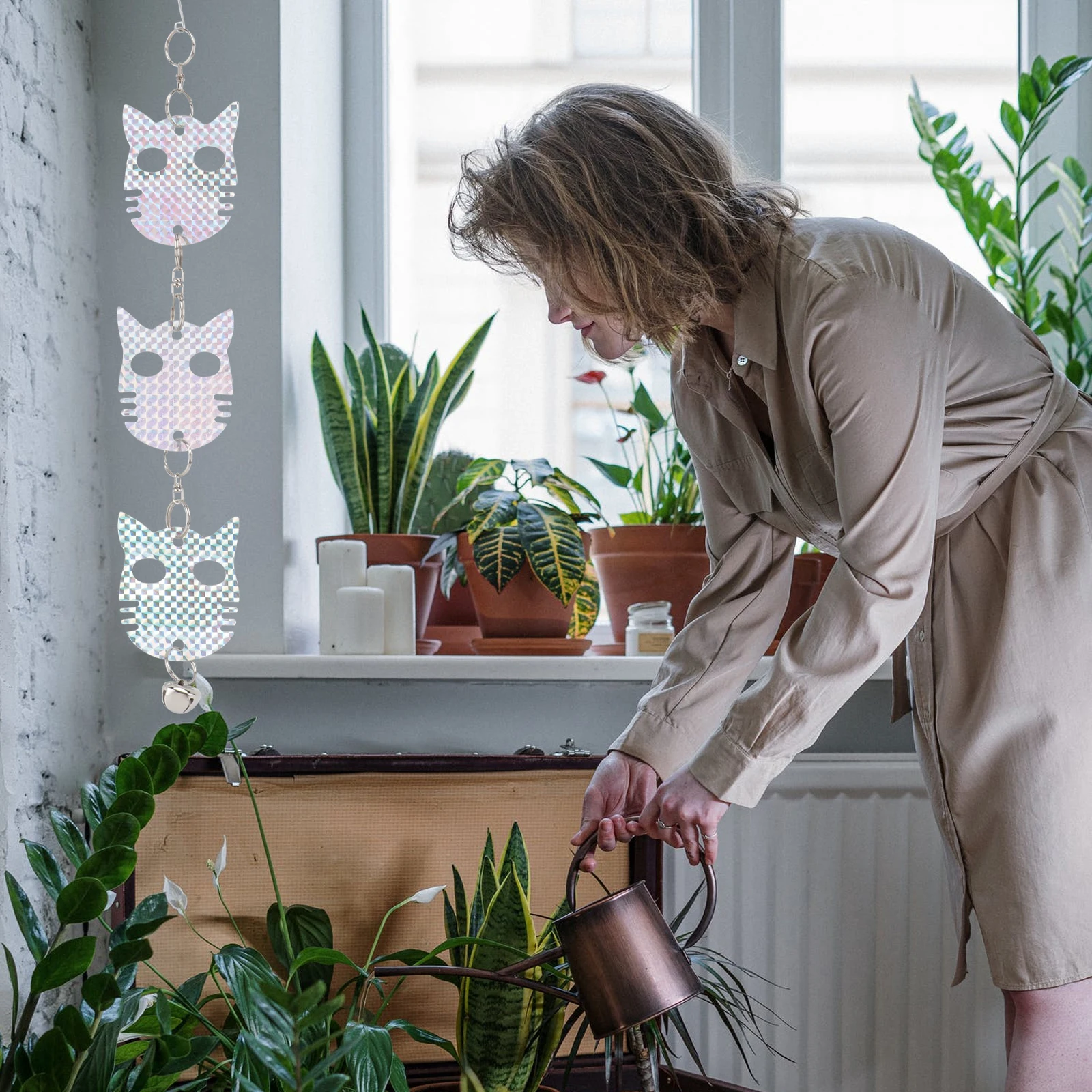 

2pcs Cat Head Bird Repelling Hanging Decor Reflective Pendant Garden Balcony Anti Scarecrow Yard Lawn Ornament Weatherproof