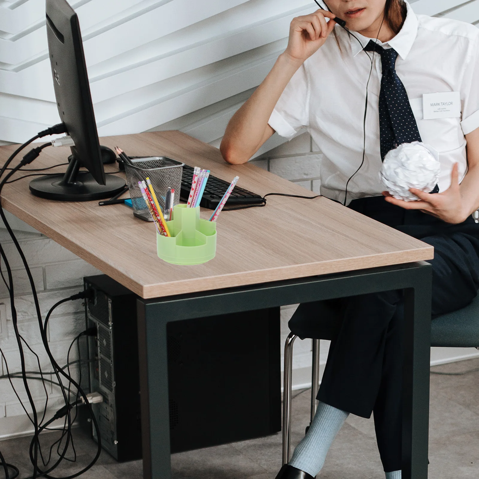 

6 Slots Rotating Pen Holder Desk Organizer Green Storage Box Stationery Office Supplies Kawaii Pencil Case Wear Resistant Brush