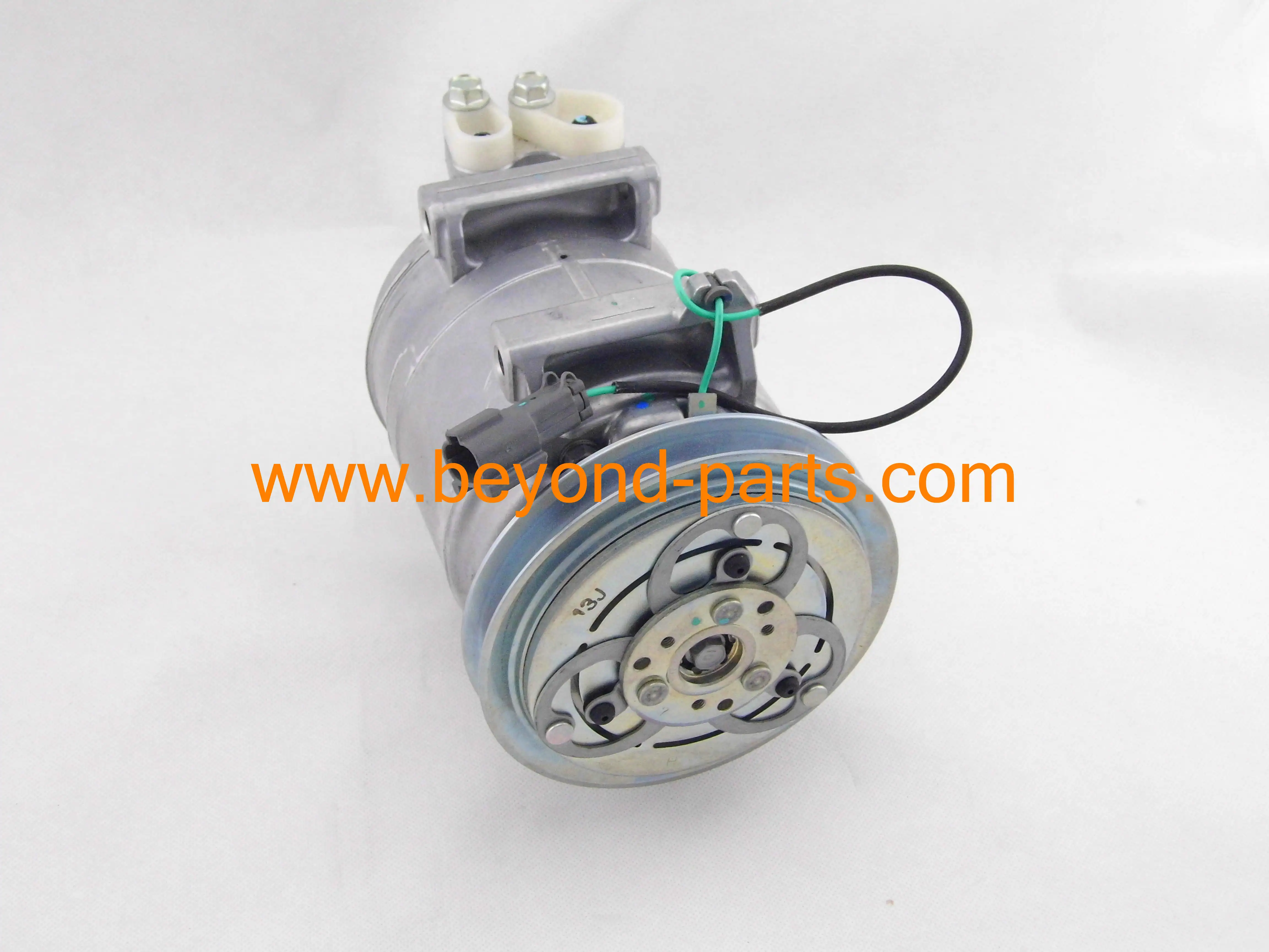 ZAX200-3 ZX240-3 ZX330-3 Excavator Parts Air Conditioner Compressor 4710206