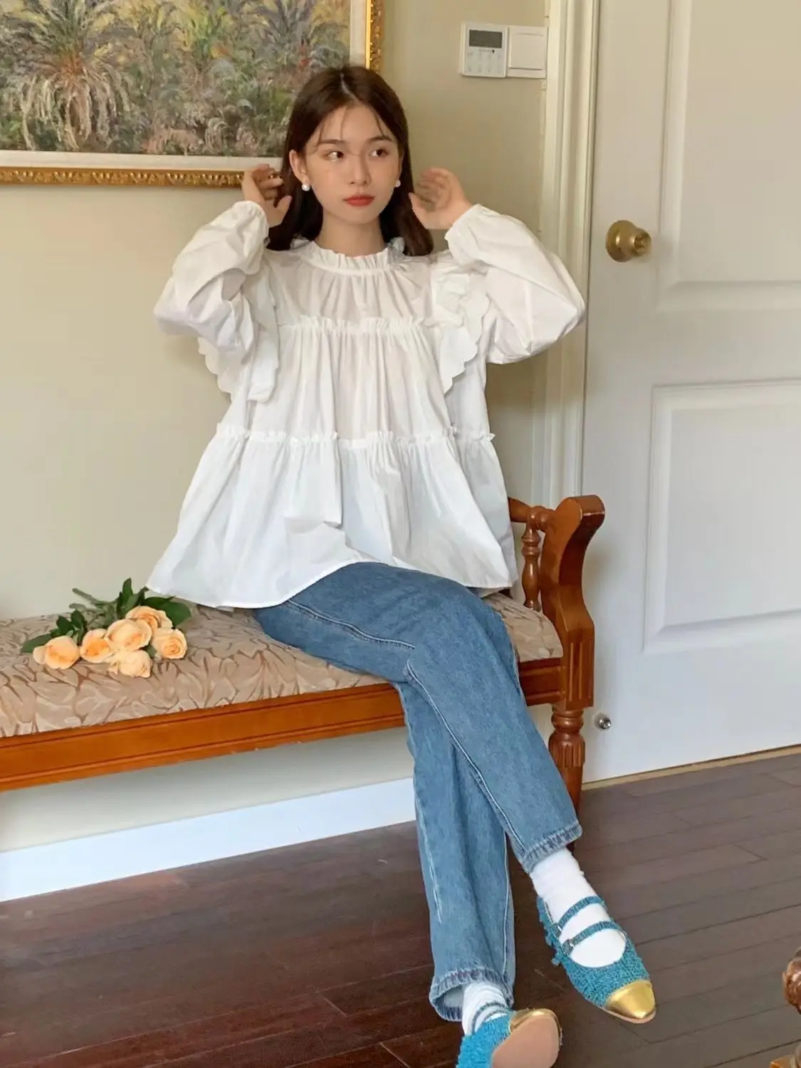 Sweet French Doll Shirt with Ruffled Edges Women\'s Design Sense White Loose Shirt Autumn Temperament Long Sleeved Shirt