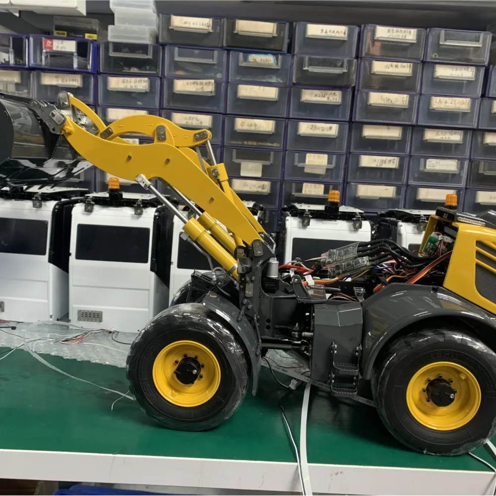 RC油圧ローダー 1/14 LESUWA100 AOUE ラジコン車両 トラックマシン RTR モーター ホビー玩具モデル ホビー向けギフト