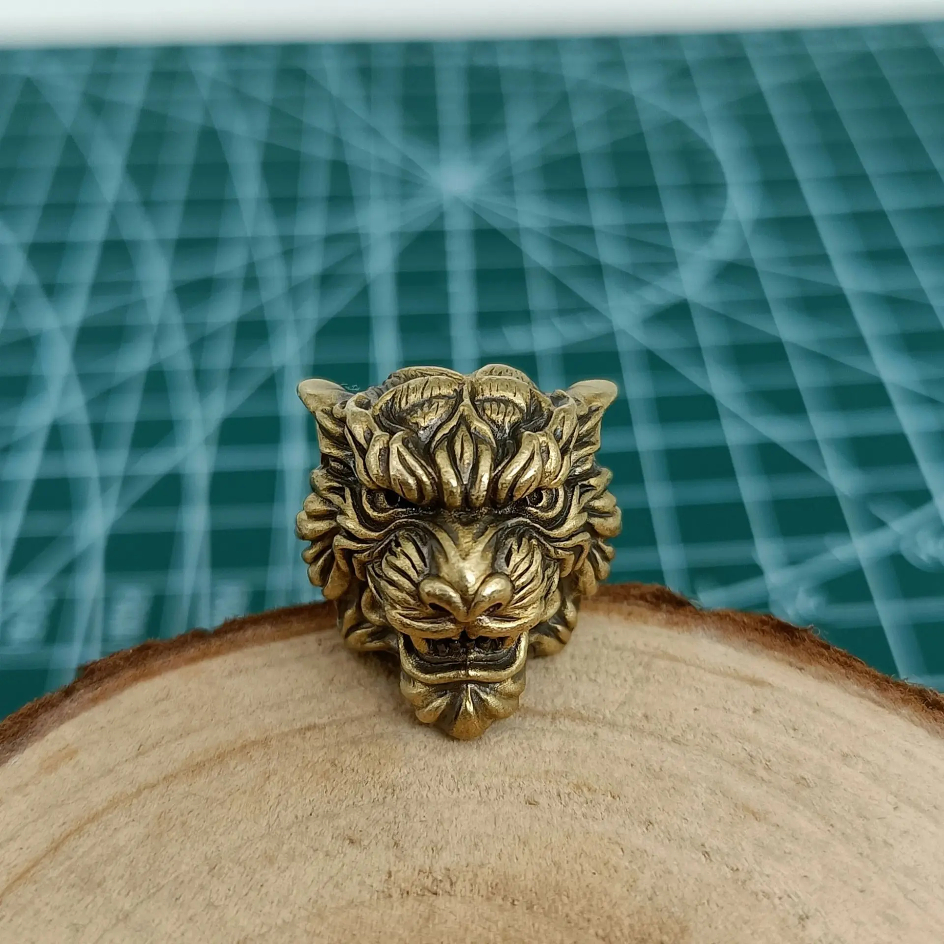 1PC Paracord Beads Brass Tiger Head Knife Beads EDC Beads Flashlight Pendant Keychain Pendant DIY Beads