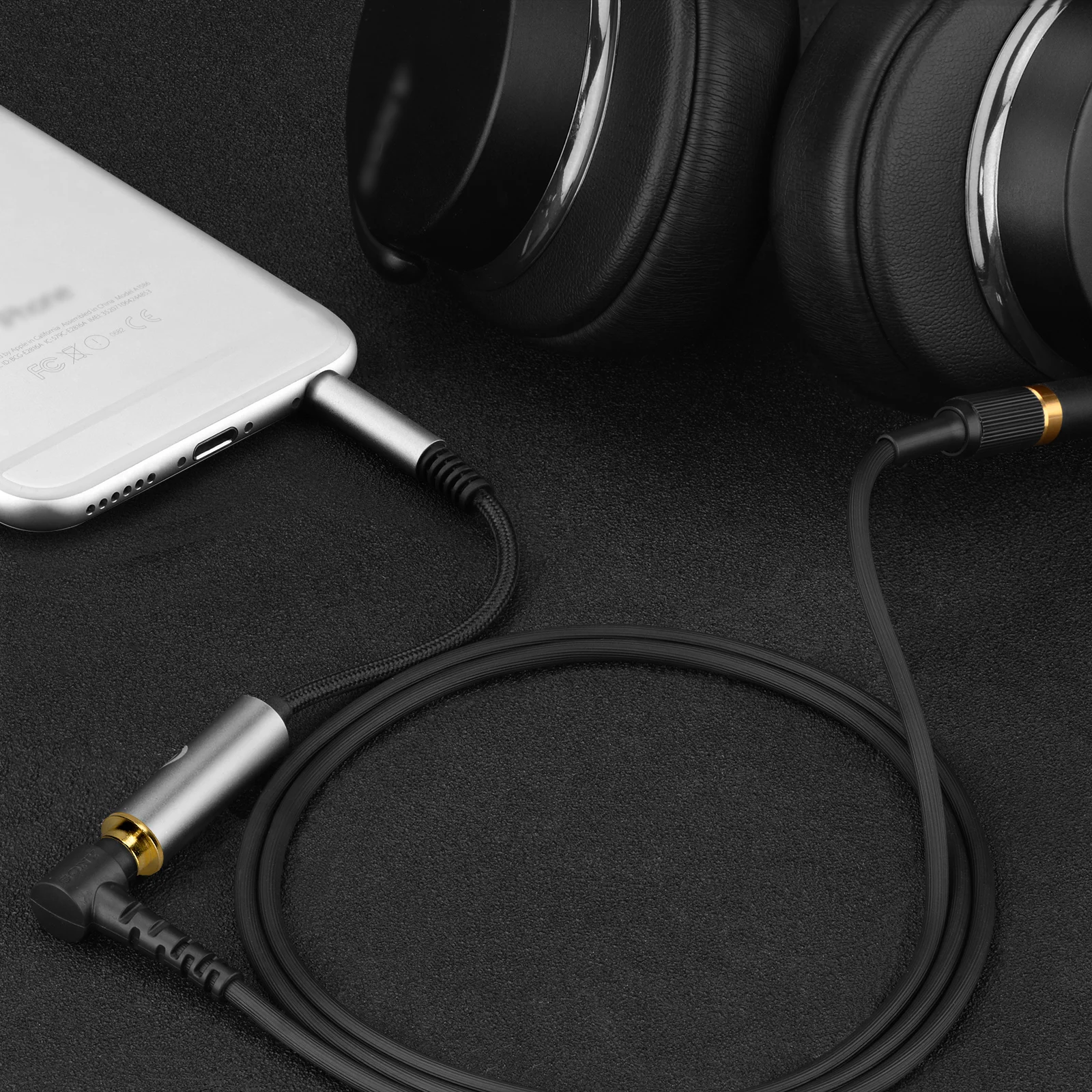 Geekria Apollo Adapter Stereo 3.5mm Męski na 4.4mm Żeński, Kabel Audio Konwertujący 5-żyłowy, Obudowa ze Stopu Aluminium (14 cm) — zdjęcie produktu 6