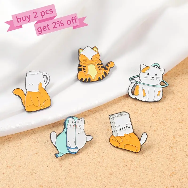 Custom Cats Cup Play Hide And Seek Brooch Bag Lapel Pin Cartoon Funny Kitten Badge Jewelry Gift for Kid Peekaboo Enamel Pin