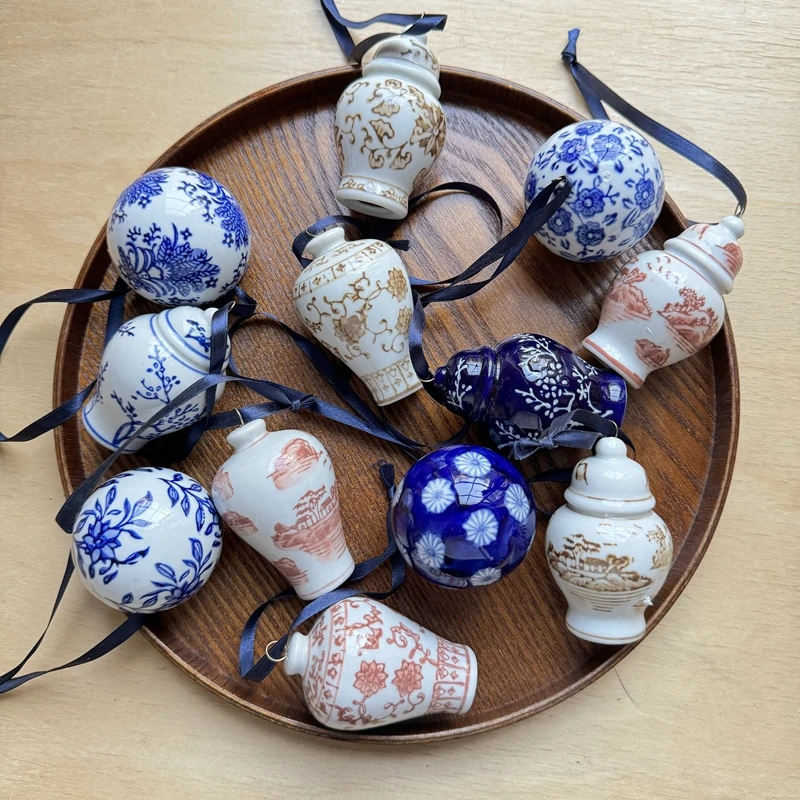 

Christmas Accessories Blue and White Porcelain Ceramic Pendant Set