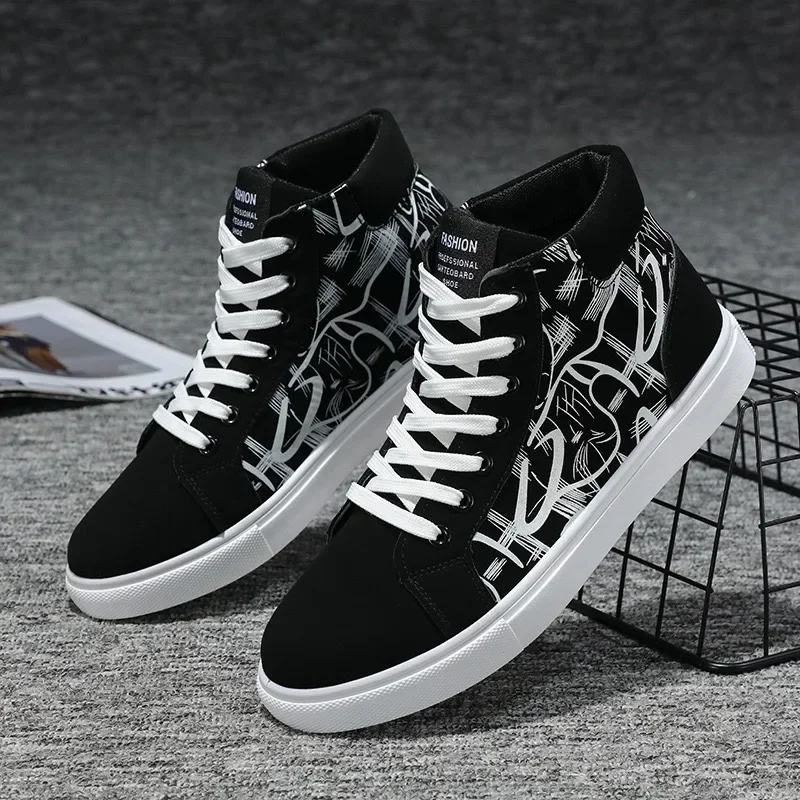 Mens Canvas Sneakers Fashion High Top Comfortable Running Shoes Autumn New Sports Shoes for Men Lace Up Platform Vulcanized Shoe
