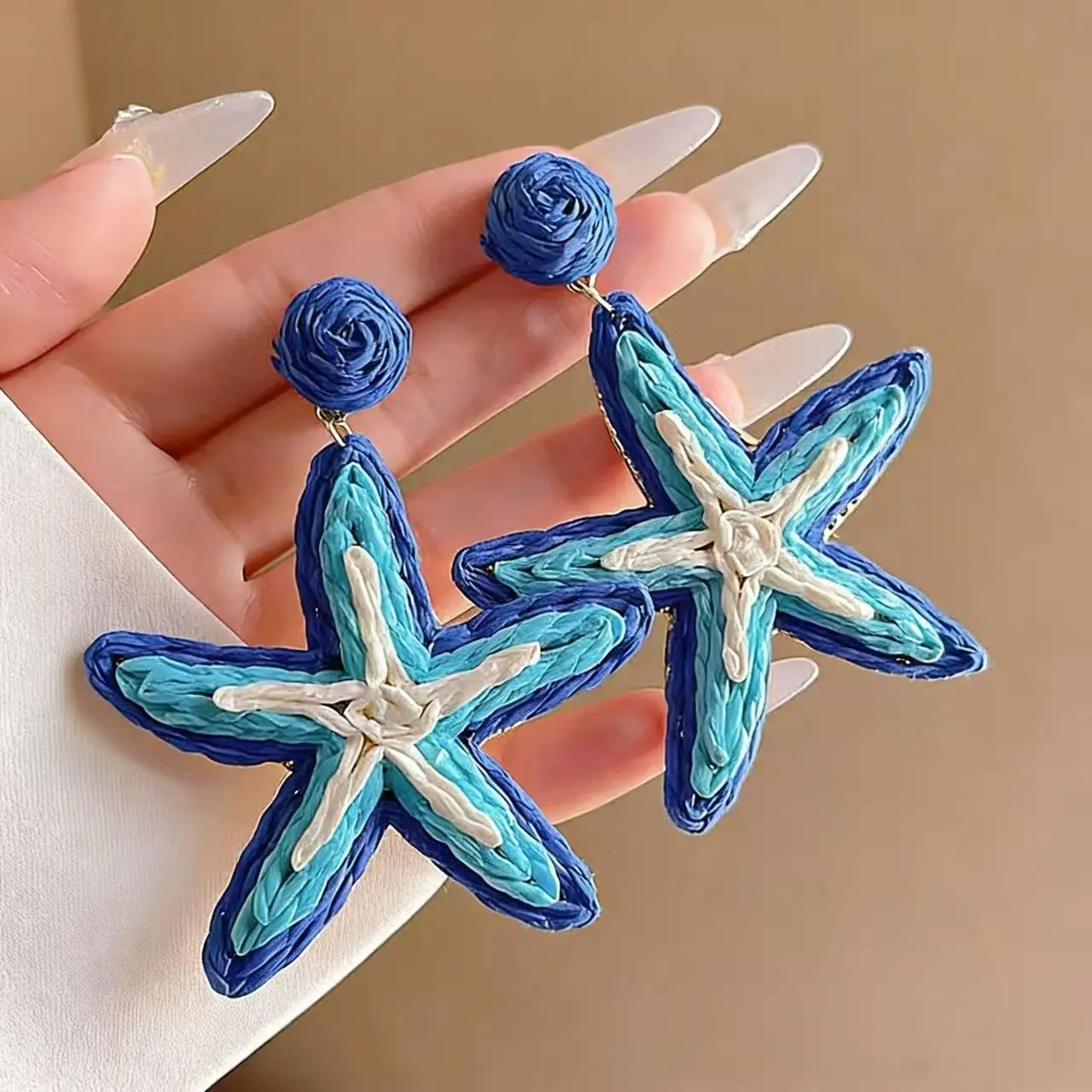 Bohemian style starfish Lafite grass earrings, hand woven rattan women's earrings, vacation seaside fashion accessories