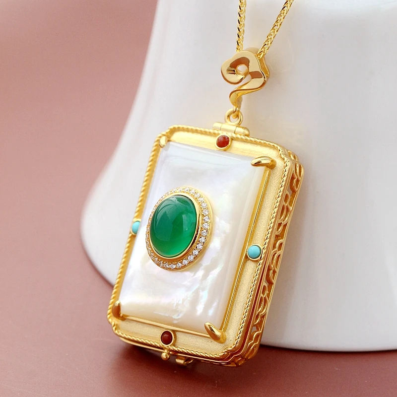 Authentic 925 Sterling Silver Pendant Inlaid Natural Pearl Shellfish Green Chalcedony 18K Gold Plated Pendant Lady Jewelry Gift