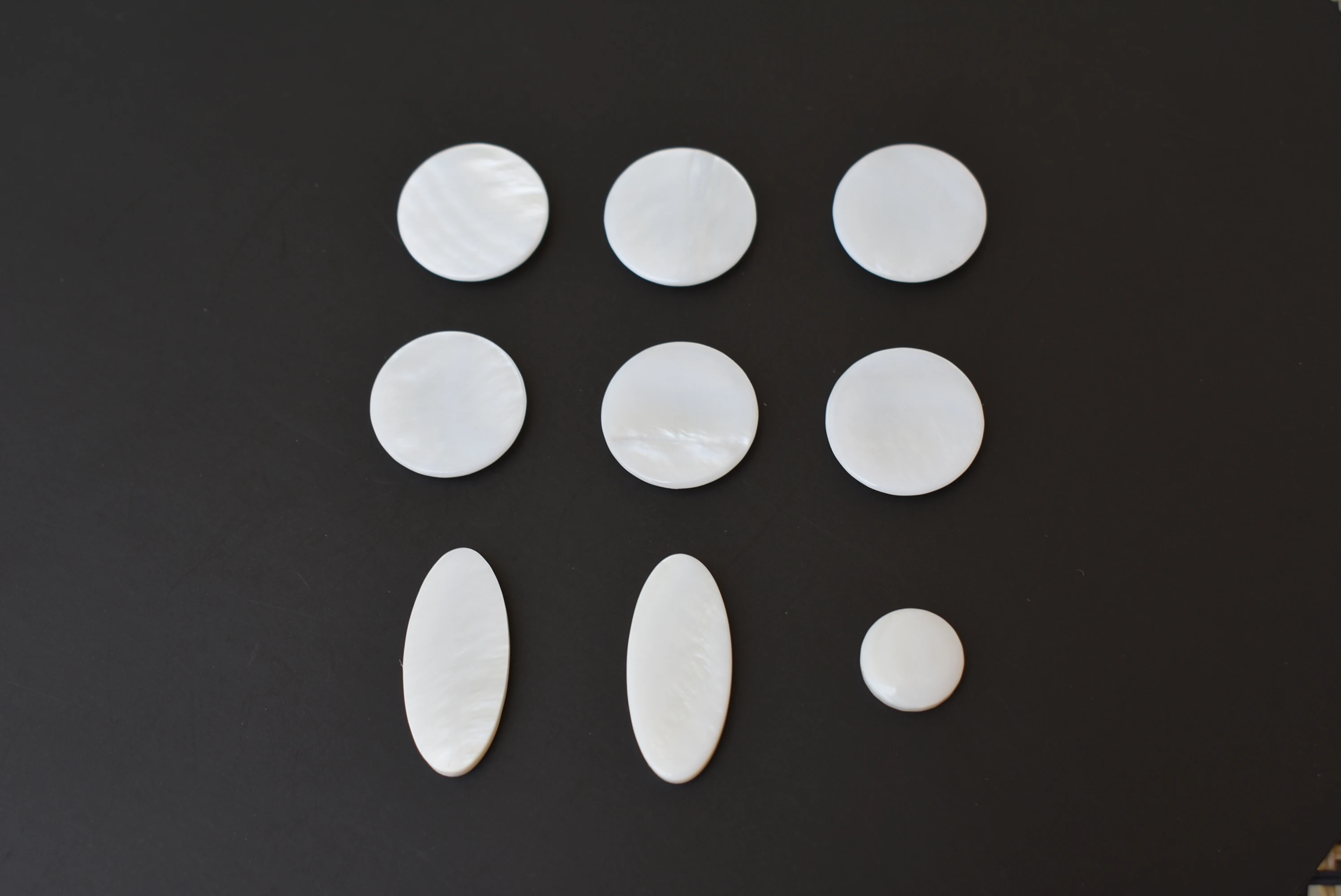 Oversized Button Set for Saxophone White with Pattern 9