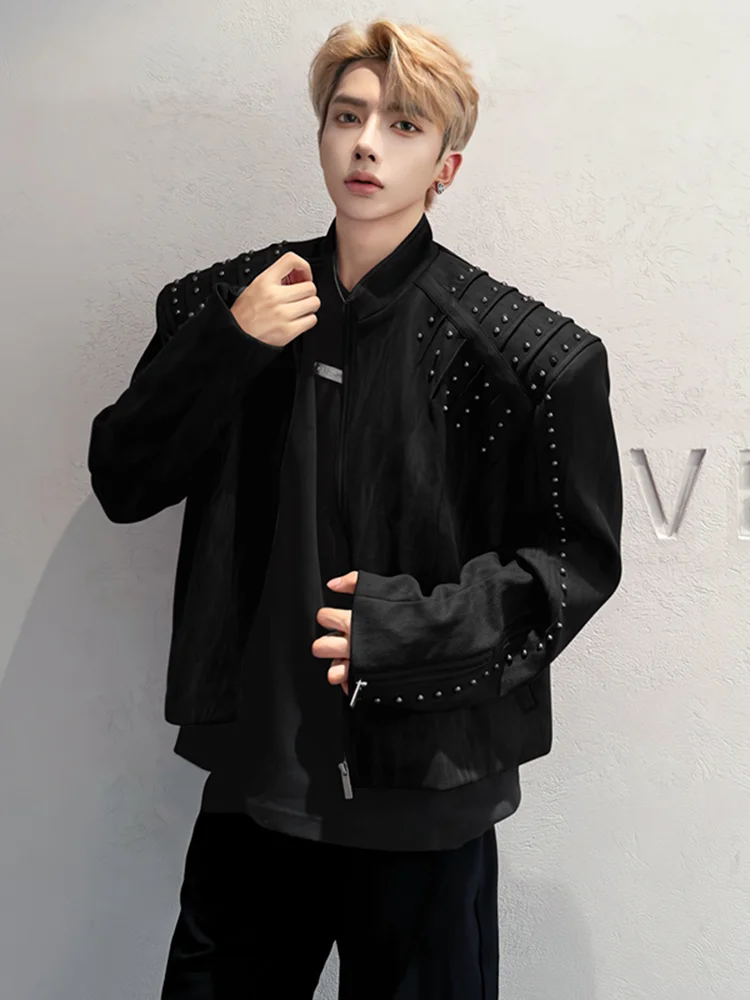 

Мужская кожаная куртка-бомбер в стиле ретро с заклепками и ветрозащитными вставками на плечах, повседневная, винтажная