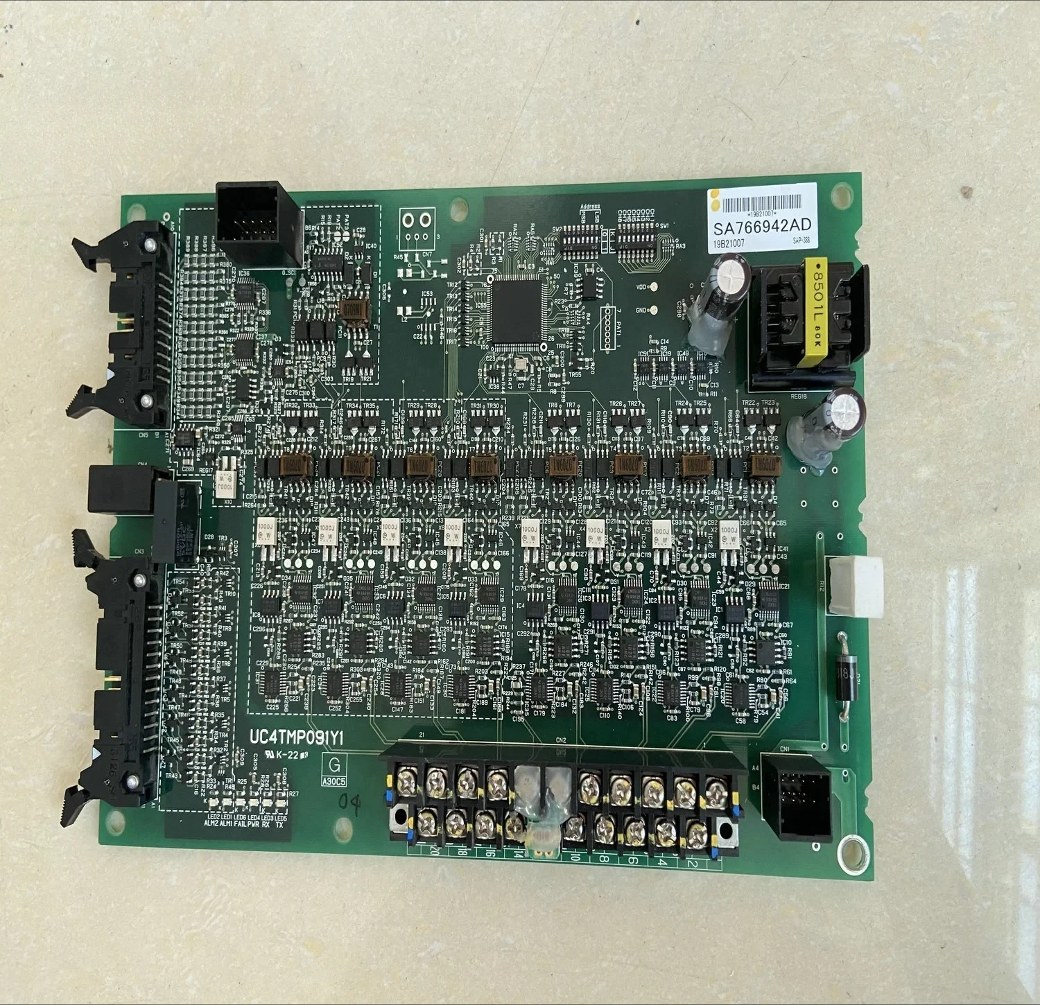 SA766942AD UC4TMP091Y1 Molding Machine TEMP Board Controller Parts Accessories