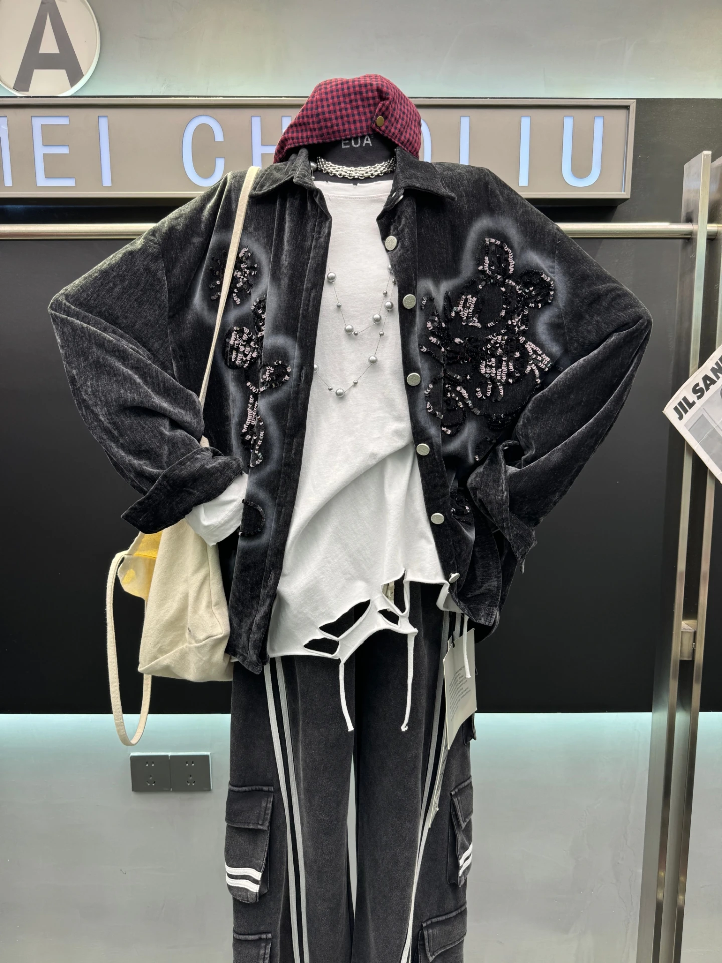 European Style Sequin Long Sleeve Shirt 2025 Autumn New Fashion Versatile Loose Cartoon Casual Mid-Length Shirt Jacket for Women