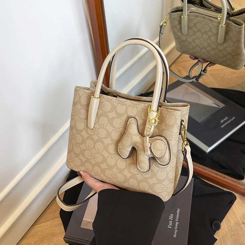 

Simple Luxury Diaper Bags For Women Vintage Leather Crossbody Bag Designer Shoulder Bag Elegant Large Capacity Messenger Bag